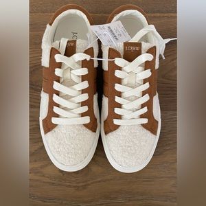 Women’s J Crew fuzzy tennis shoes size 7.5